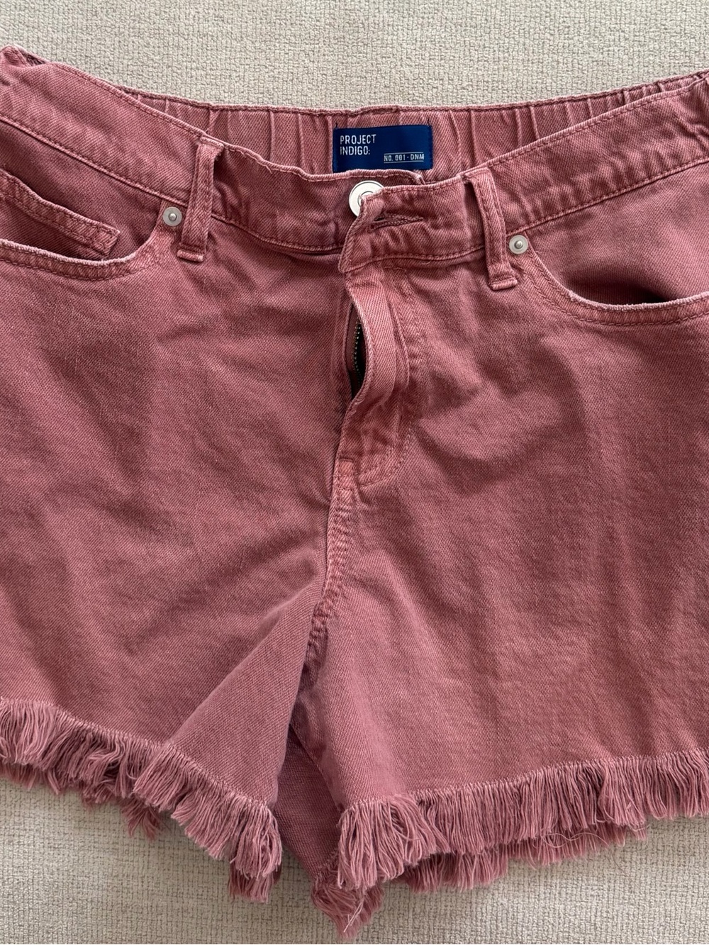 PROJECT: INDIGO Rose-Pink Frayed Hem Denim Shorts